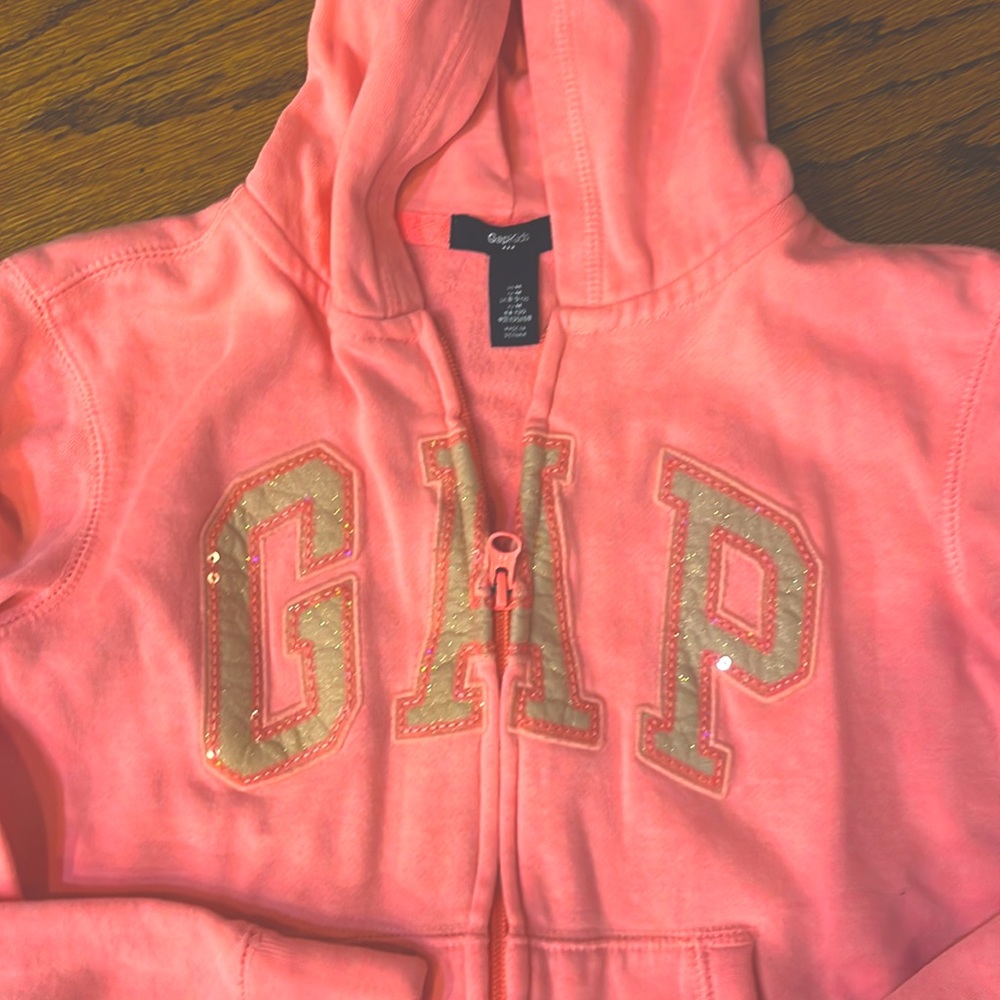 Size M girls GAP hoodie. Neon pink. EUC non smoking home.